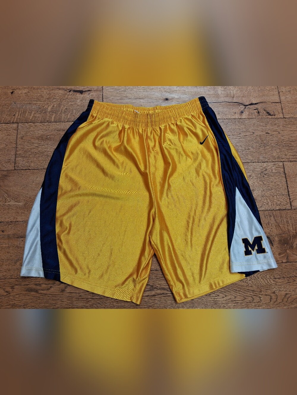 Vintage Nike Team Michigan Wolverines Shorts Mens XL Yellow Blue Game Swoosh 90s